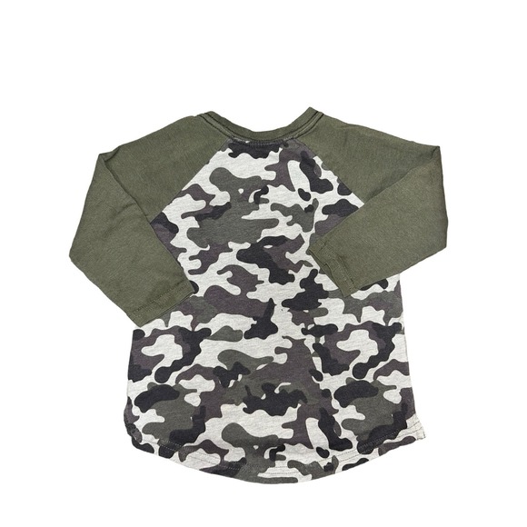 Tommy Bahama Camo T-shirt - Picture 2 of 3